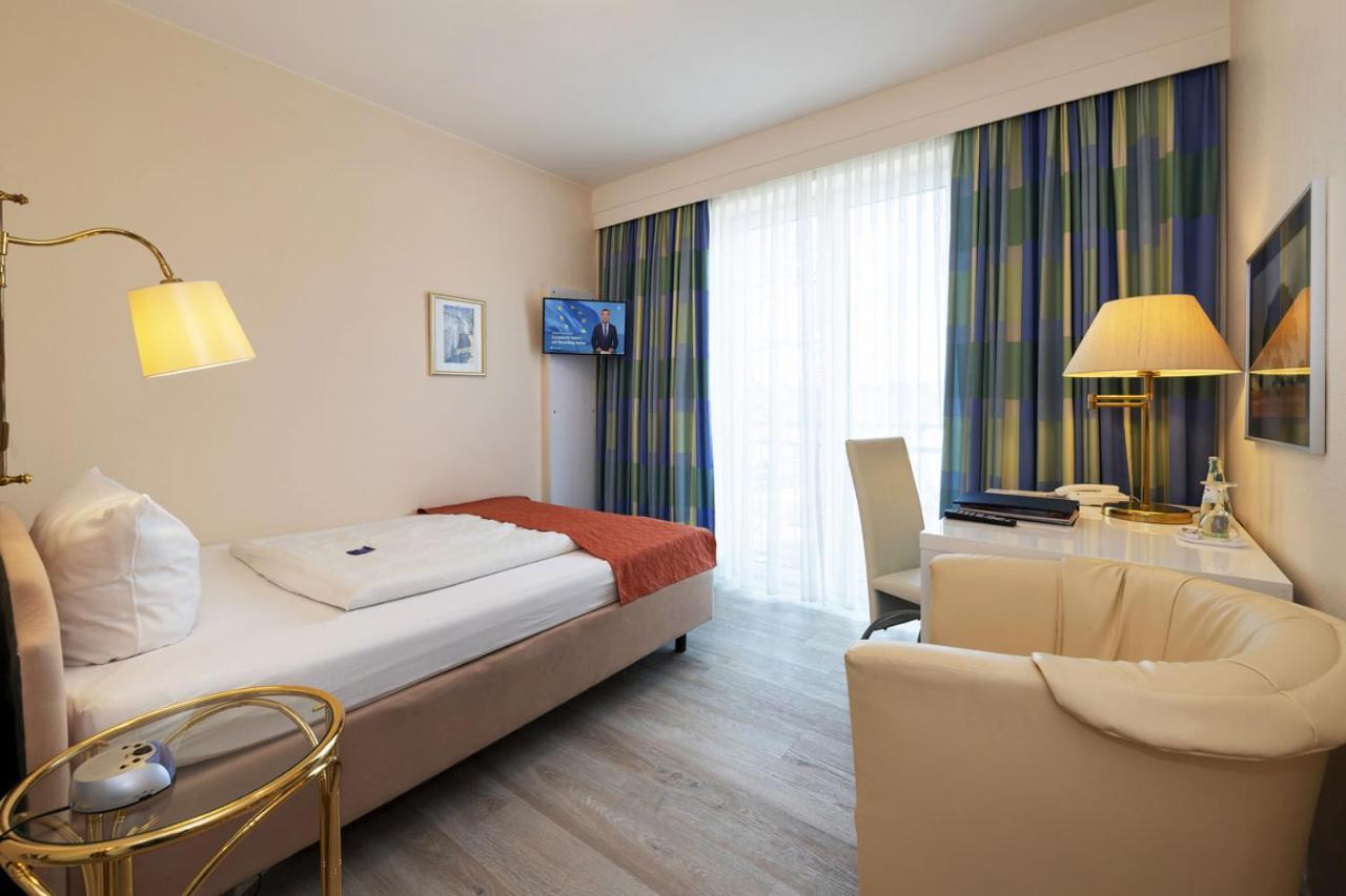 Hansa Hotel Ratzeburg Ngoại thất bức ảnh